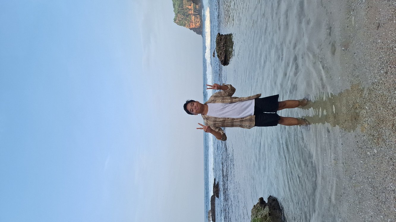 Sunrise at Ngitun Beach